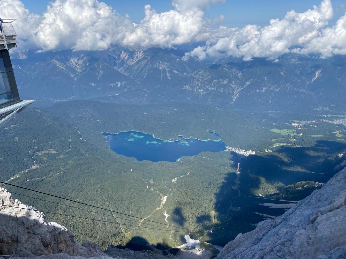 Ferienhaus Butterfly Garmisch-Partenkirchen Exteriör bild