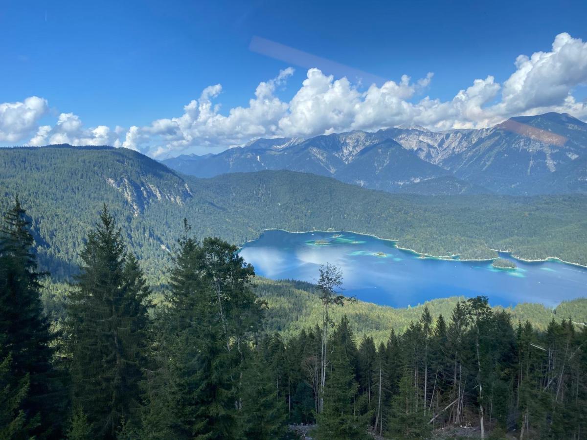 Ferienhaus Butterfly Garmisch-Partenkirchen Exteriör bild