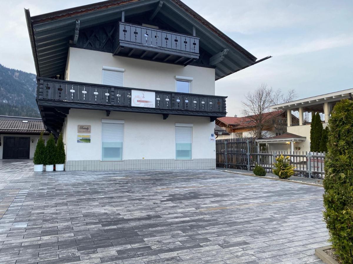 Ferienhaus Butterfly Garmisch-Partenkirchen Exteriör bild