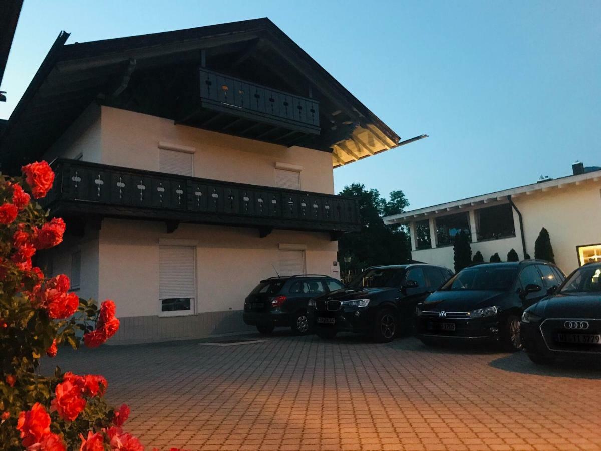 Ferienhaus Butterfly Garmisch-Partenkirchen Exteriör bild