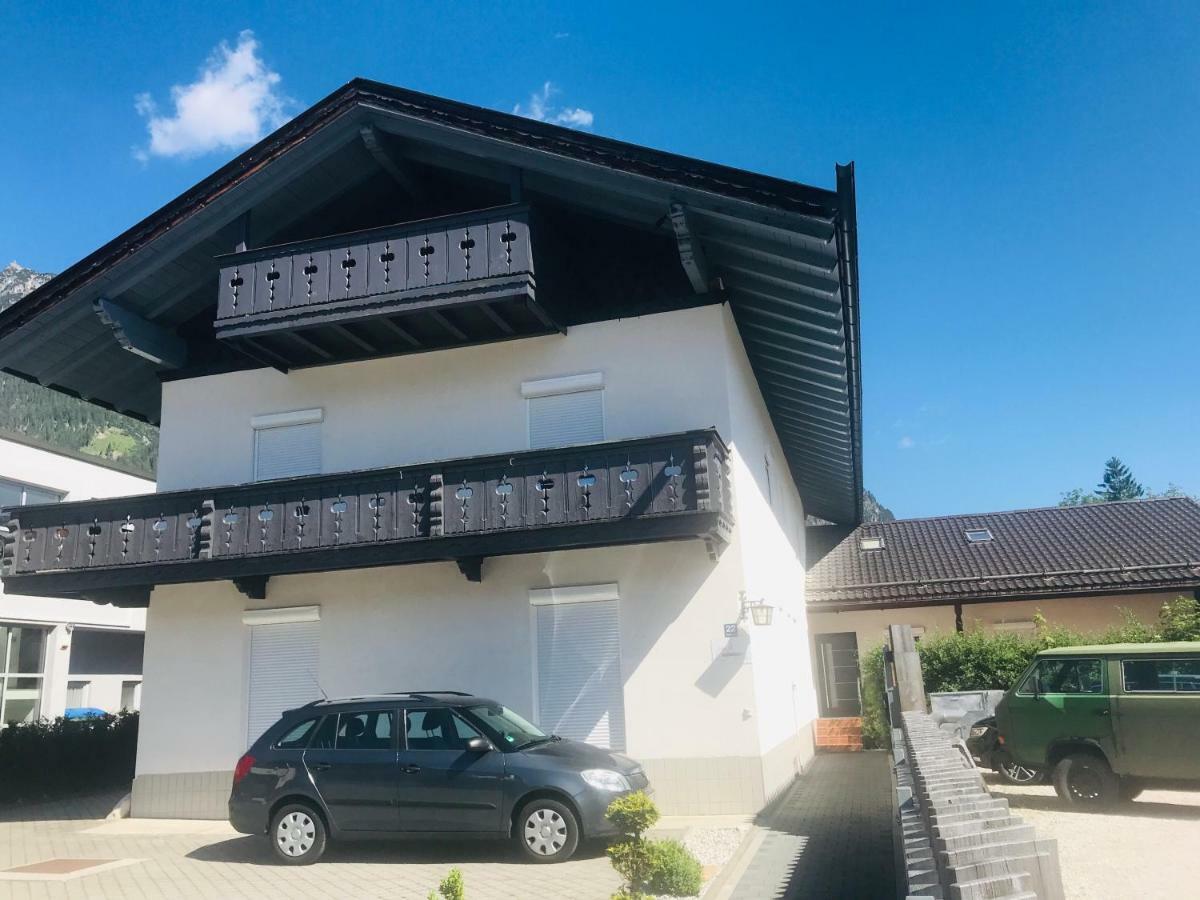 Ferienhaus Butterfly Garmisch-Partenkirchen Exteriör bild